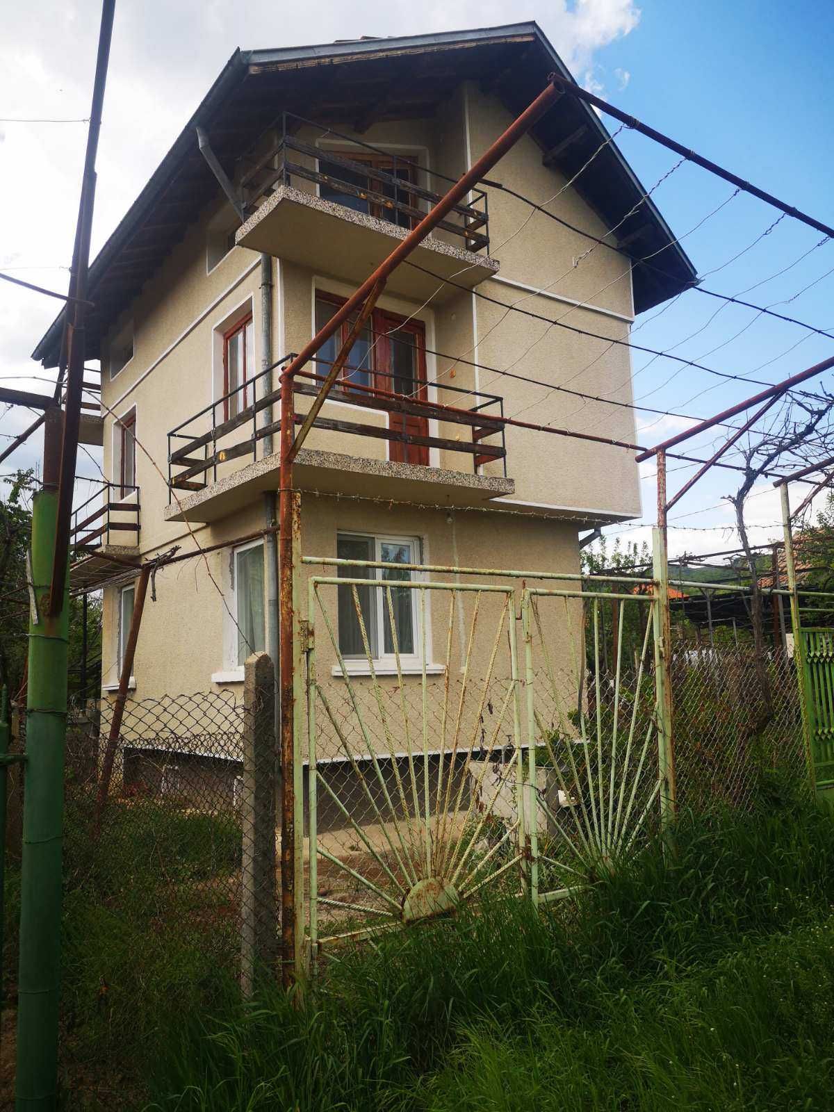 Къща в с. Стенско, Област Кюстендил - 120 кв.м за 309 €/кв.м - Снимка #1