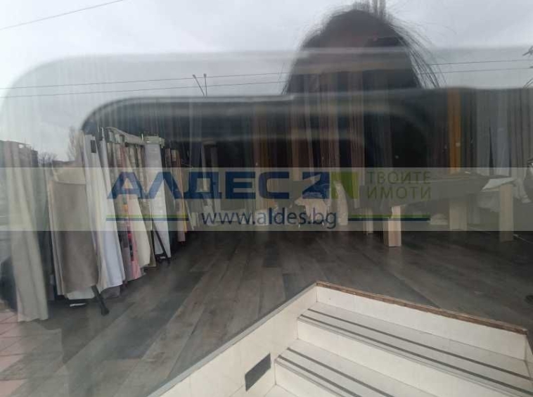 Дава се под наем Магазин в София, Център - 34 кв.м за 367.2 € - Снимка #1