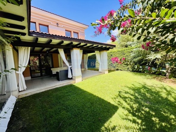 Къща в Созопол - 158 кв.м за 2089 €/кв.м - Снимка #1