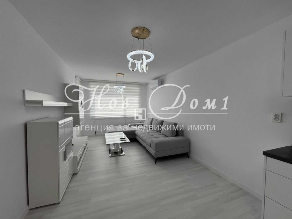 Дава се под наем Двустаен апартамент в Варна, Младост 2 - 65 кв.м за 510 € - Снимка #1