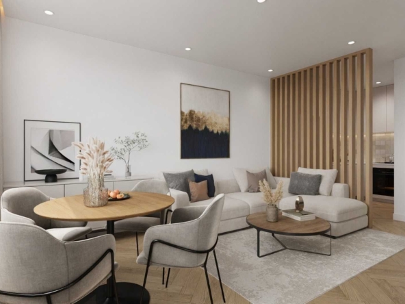 Тристаен апартамент в Пловдив, Съдийски - 100 кв.м за 2150 €/кв.м - Снимка #1