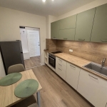 Дава се под наем Тристаен апартамент в Пловдив, Център - 110 кв.м за 561 € - Снимка #1