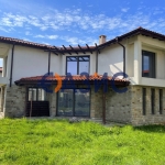 Къща в с. Синеморец, Област Бургас - 200 кв.м за 1824 €/кв.м - Снимка #1