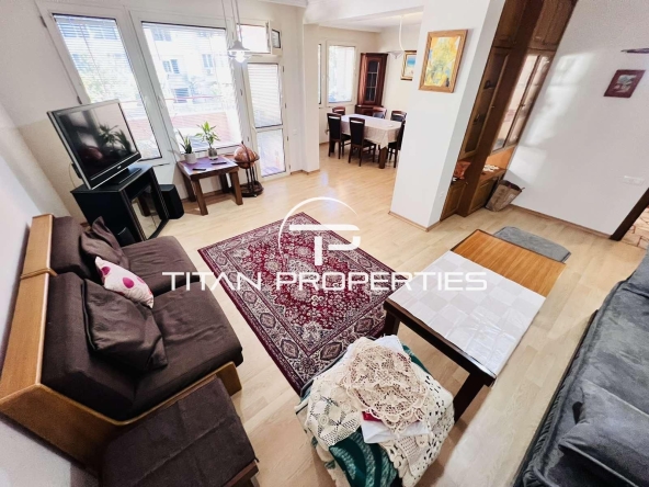 Дава се под наем Тристаен апартамент в Бургас, Възраждане - 150 кв.м за 765 € - Снимка #1