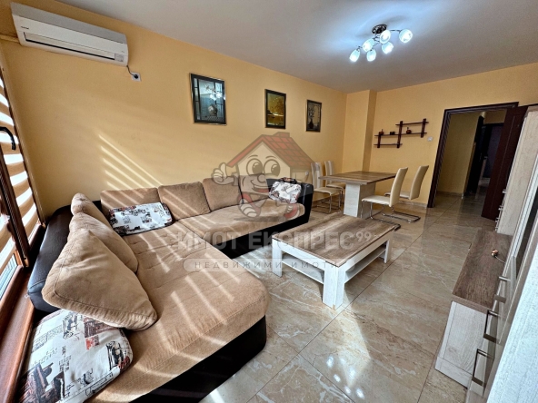 Дава се под наем Тристаен апартамент в Асеновград - 100 кв.м за 382.5 € - Снимка #1