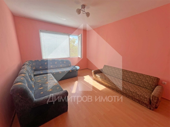 Едностаен апартамент в Нови пазар - 42 кв.м за 929 €/кв.м - Снимка #1
