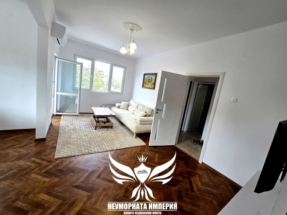 Дава се под наем Тристаен апартамент в Асеновград - 120 кв.м за 563 € - Снимка #1