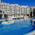 Дава се под наем Тристаен апартамент в Варна, Аспарухово - 87 кв.м за 850 € - Снимка #1