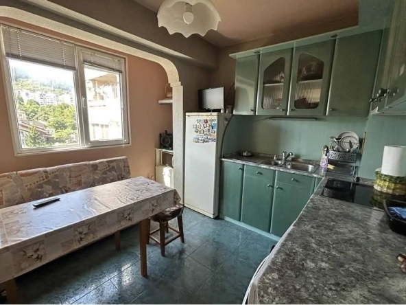 Двустаен апартамент в Шумен, Гривица - 64 кв.м за 1467 €/кв.м - Снимка #1