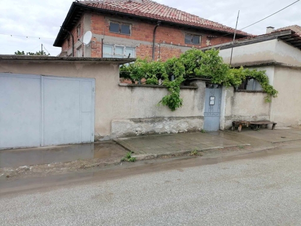 Къща в с. Калековец, Област Пловдив - 107 кв.м за 1122 €/кв.м - Снимка #1