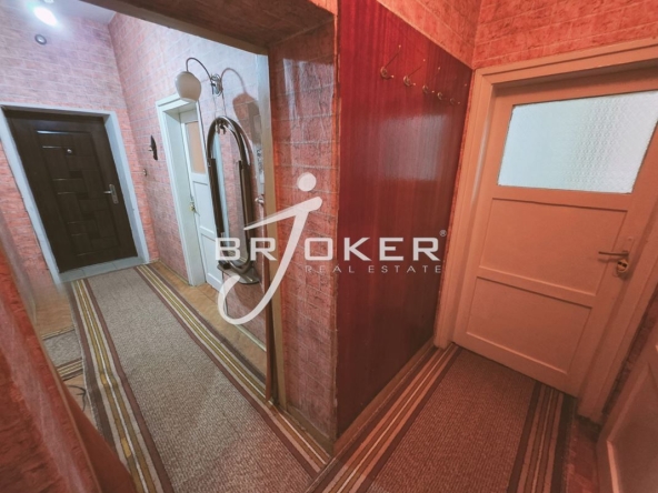 Тристаен апартамент в Кърджали, Център - 98 кв.м за 919 €/кв.м - Снимка #1