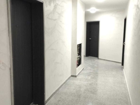 Двустаен апартамент в София, Студентски град - 75 кв.м за 2500 €/кв.м - Снимка #1