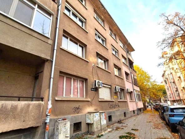 Двустаен апартамент в Пловдив, Кършияка - 67 кв.м за 2239 €/кв.м - Снимка #1