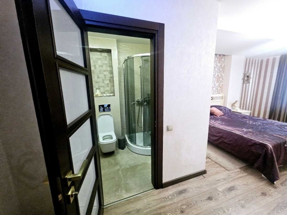 Дава се под наем Тристаен апартамент в София, Красно село - 89 кв.м за 550 € - Снимка #1