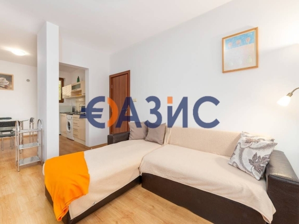 Двустаен апартамент в к.к. Слънчев бряг - 92 кв.м за 1022 €/кв.м - Снимка #1