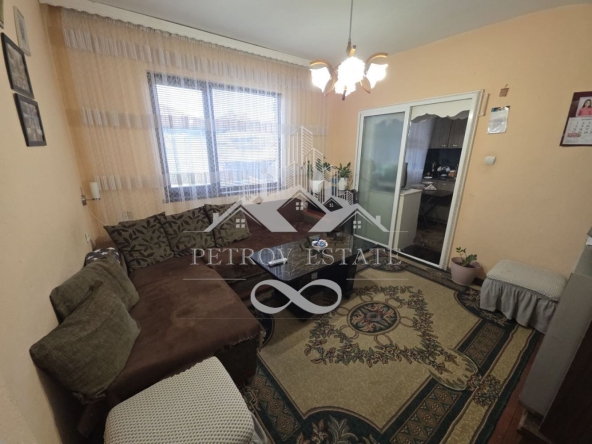 Етаж от къща в Велинград - 70 кв.м за 1120 €/кв.м - Снимка #1