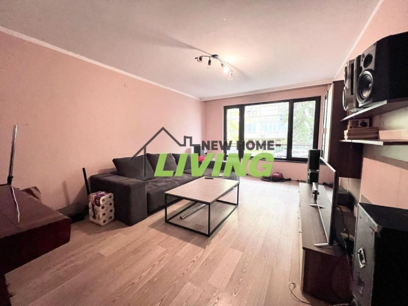 Тристаен апартамент в Пловдив, Център - 96 кв.м за 2282 €/кв.м - Снимка #1