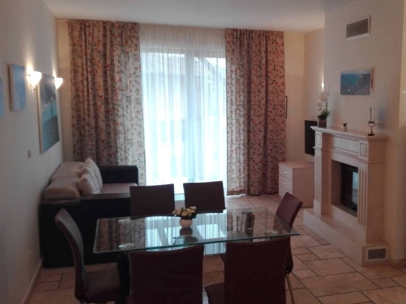 Двустаен апартамент в Шумен, Дивдядово - 95 кв.м за 1032 €/кв.м - Снимка #1