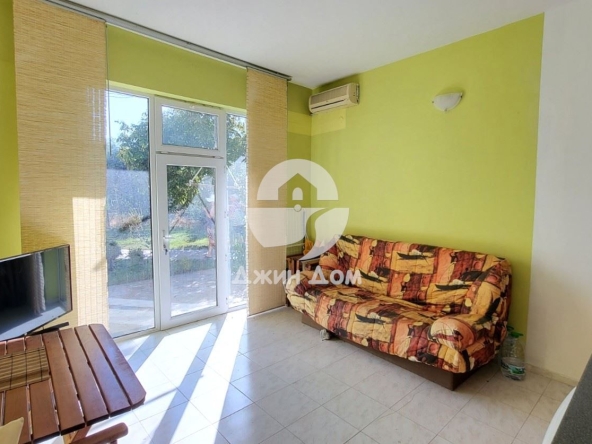 Двустаен апартамент в Свети Влас - 55 кв.м за 1337 €/кв.м - Снимка #1