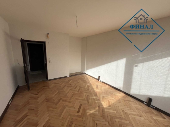 Едностаен апартамент в Шумен, Болницата - 42 кв.м за 1931 €/кв.м - Снимка #1