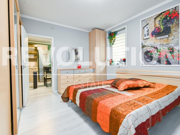 Дава се под наем Тристаен апартамент в София, Овча купел - 68 кв.м за 715 € - Снимка #1