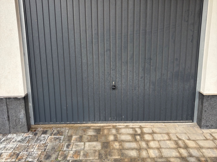 Дава се под наем Гараж / Паркомясто в София, Драгалевци - 25 кв.м за 149.43 € - Снимка #1