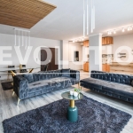 Дава се под наем Четиристаен апартамент в София, Драгалевци - 213 кв.м за 1500 € - Снимка #1