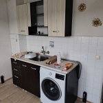 Дава се под наем Двустаен апартамент в Шумен, Център - 70 кв.м за 306 € - Снимка #1