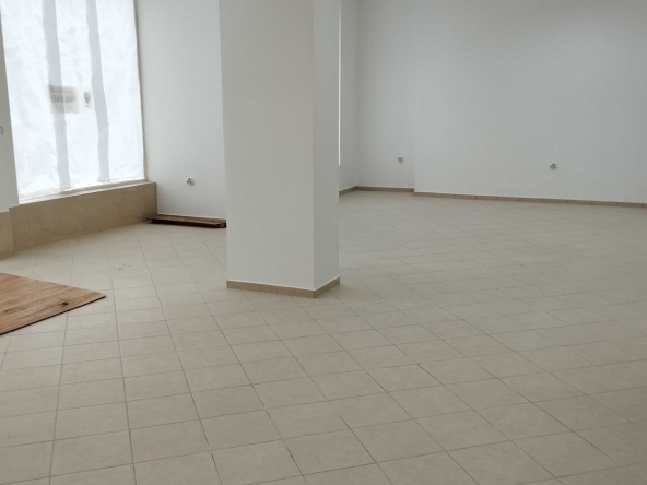 Дава се под наем Офис в Варна, Кайсиева градина - 125 кв.м за 1121.49 € - Снимка #1