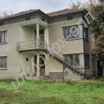 Къща в с. Ресен, Област Велико Търново - 170 кв.м за 442 €/кв.м - Снимка #1