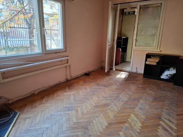 Етаж от къща в София, Център - 70 кв.м за 1166 €/кв.м - Снимка #1