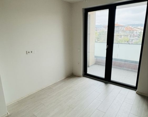 Двустаен апартамент в Варна, Виница - 52 кв.м за 2500 €/кв.м - Снимка #1