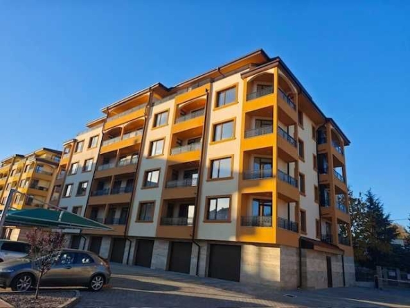 Тристаен апартамент в Казанлък - 135 кв.м за 1481 €/кв.м - Снимка #1