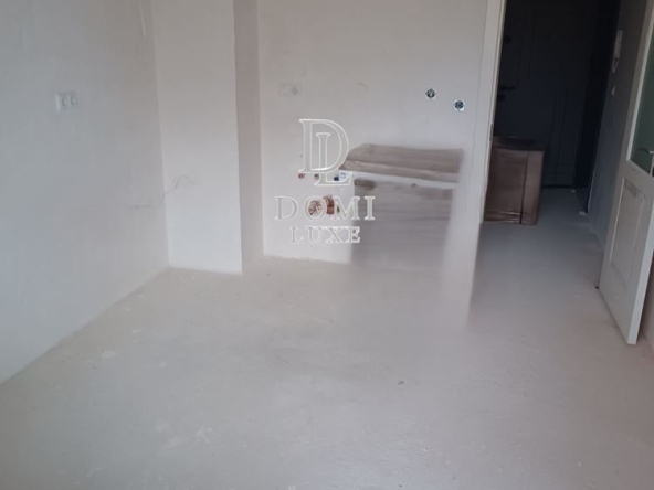 Двустаен апартамент в Варна, Трошево - 43 кв.м за 2198 €/кв.м - Снимка #1