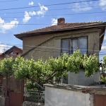 Етаж от къща в Радомир - 78 кв.м за 785 €/кв.м - Снимка #1