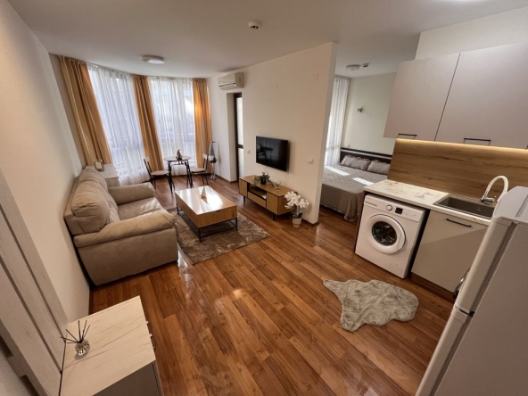 Двустаен апартамент в к.к. Слънчев бряг - 47 кв.м за 972 €/кв.м - Снимка #1