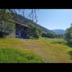 Промишлена сграда в с. Борино, Област Смолян - 2500 кв.м за 12 €/кв.м - Снимка #1