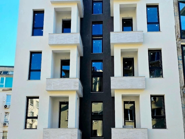 Двустаен апартамент в София, Манастирски ливади - 75 кв.м за 1544 €/кв.м - Снимка #1