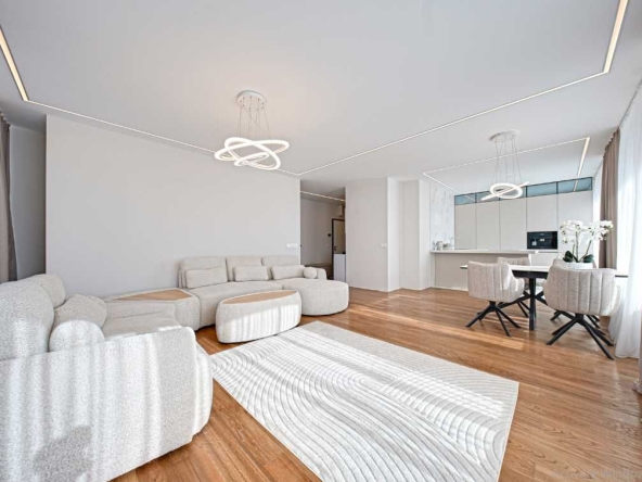 Дава се под наем Тристаен апартамент в Пловдив, Христо Смирненски - 117 кв.м за 523.26 € - Снимка #1