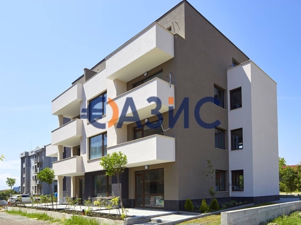 Тристаен апартамент в с. Равда, Област Бургас - 91 кв.м за 637 €/кв.м - Снимка #1