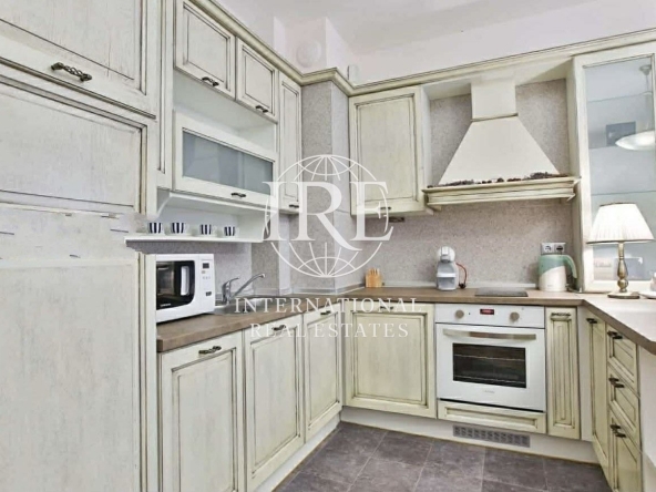 Двустаен апартамент в Варна, Бриз - 63 кв.м за 1579 €/кв.м - Снимка #1