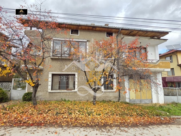 Къща в Велинград - 297 кв.м за 266 €/кв.м - Снимка #1