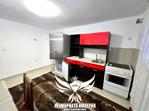 Дава се под наем Тристаен апартамент в Асеновград - 75 кв.м за 305 € - Снимка #1