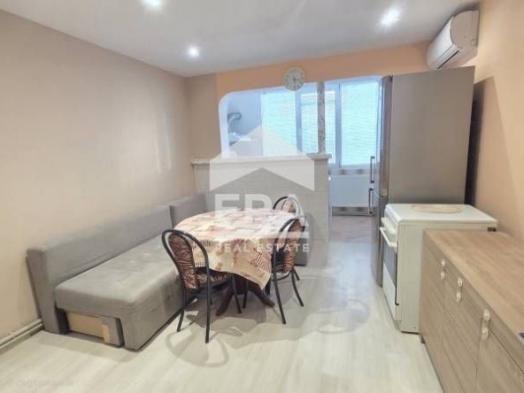 Дава се под наем Тристаен апартамент в Варна, Аспарухово - 65 кв.м за 428.91 € - Снимка #1