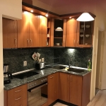 Дава се под наем Тристаен апартамент в София, Гоце Делчев - 110 кв.м за 847.62 € - Снимка #1