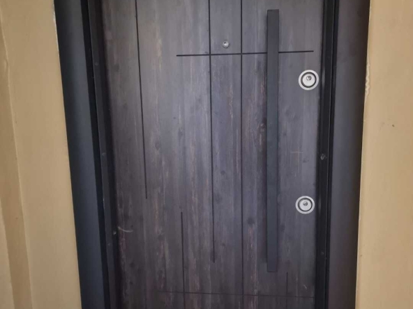 Двустаен апартамент в Радомир - 66 кв.м за 696 €/кв.м - Снимка #1