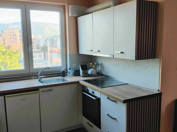 Дава се под наем Двустаен апартамент в София, Банишора - 60 кв.м за 509.49 € - Снимка #1