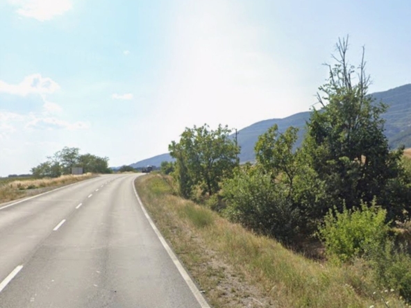 Дава се под наем Земеделски имот в Мъглиж -  кв.м за 255 € - Снимка #1