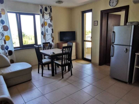 Двустаен апартамент в Бяла - 82 кв.м за 467 €/кв.м - Снимка #1