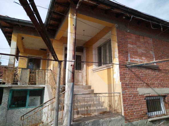 Къща в с. Милево, Област Пловдив - 76 кв.м за 356 €/кв.м - Снимка #1